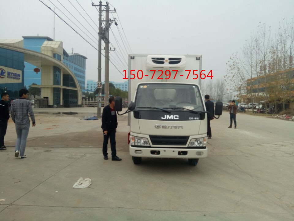 江鈴國五4米2冷藏車(chē)