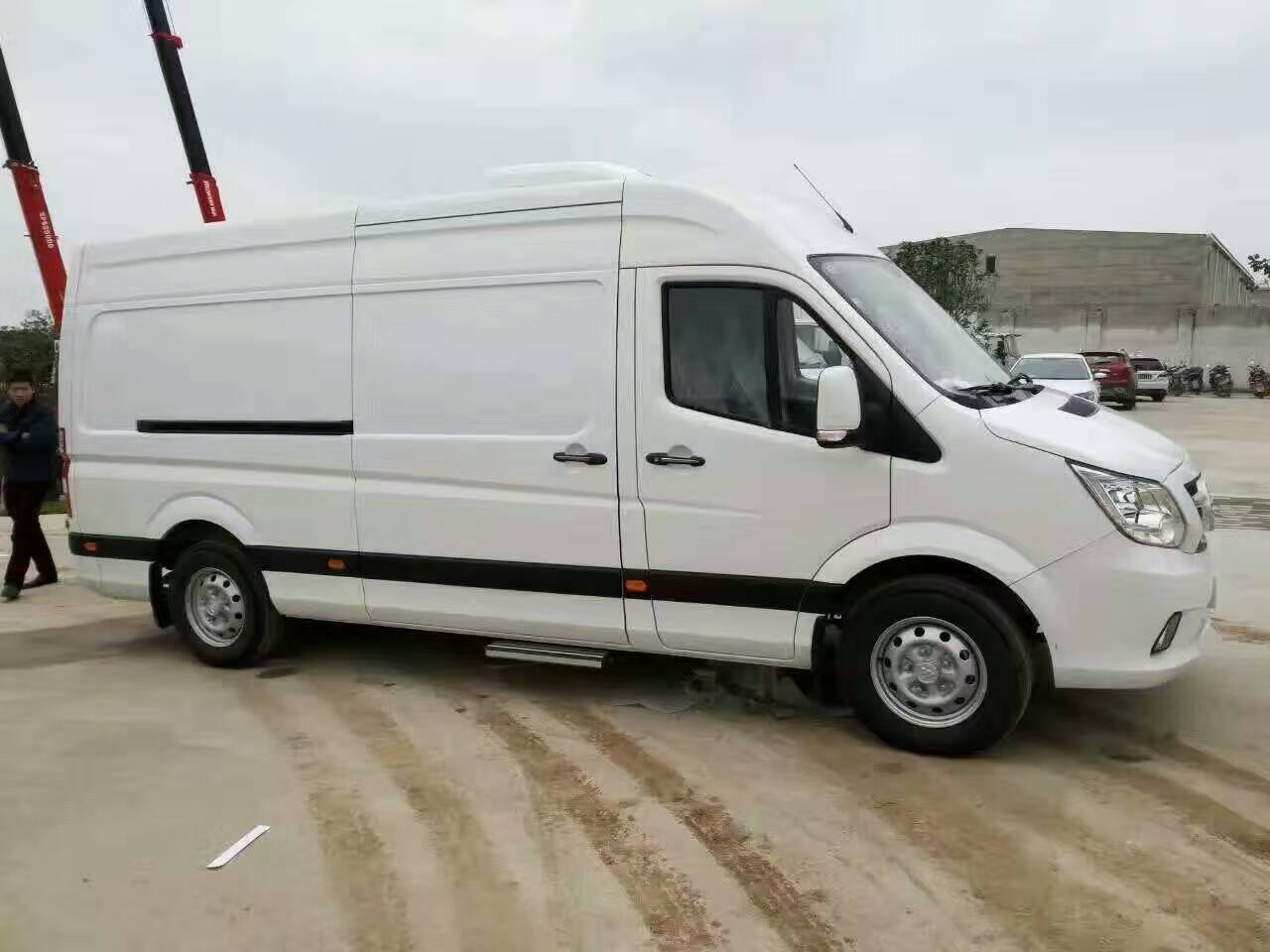 圖雅諾國五面包冷藏車(chē)