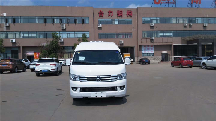 福田風(fēng)景G9國五面包冷藏車(chē)