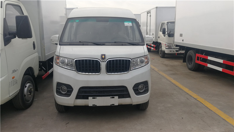金杯X30國六面包冷藏車(chē)價(jià)格